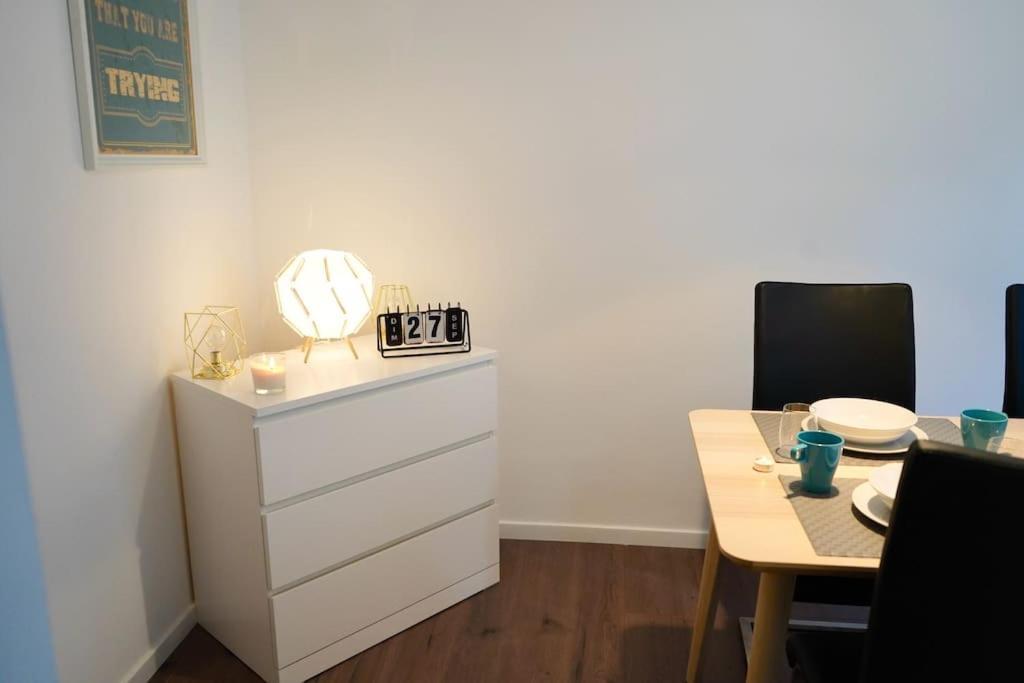 Rm-1 - Appartement F2 Au 1Er Etage Pour 1-3 Pers Mulhouse Exterior photo